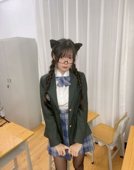 我老公的家庭教师在线_神马电影在线观看